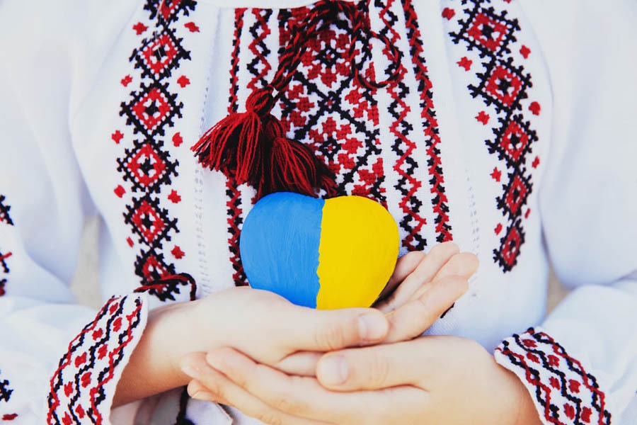 Флешмоб «Мільйон орнаментів — одне серце»